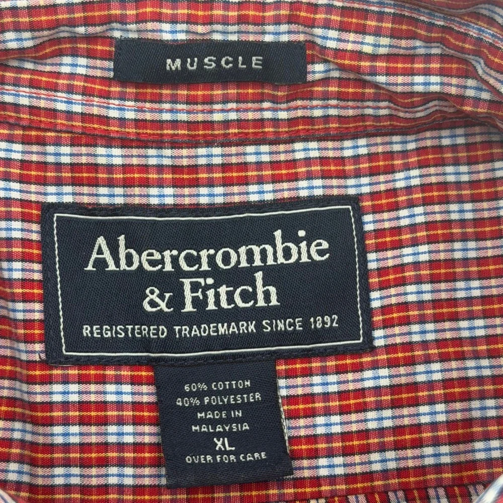 Abercrombie & Fitch Muscle Fit Plaid Short Sleeve Button Down Shirt Red XL
